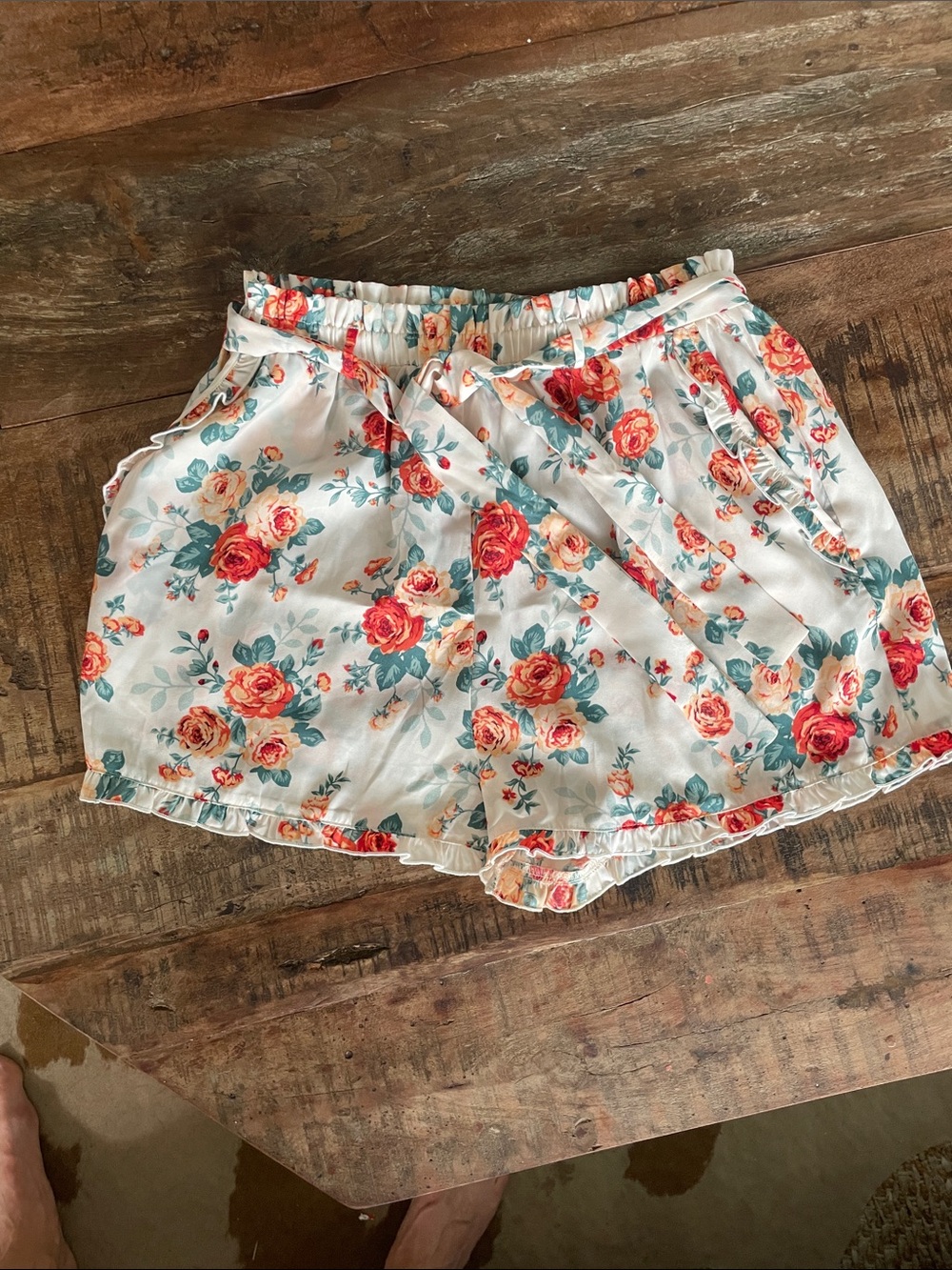 Forever 21 White Floral Tie-Waist Shorts